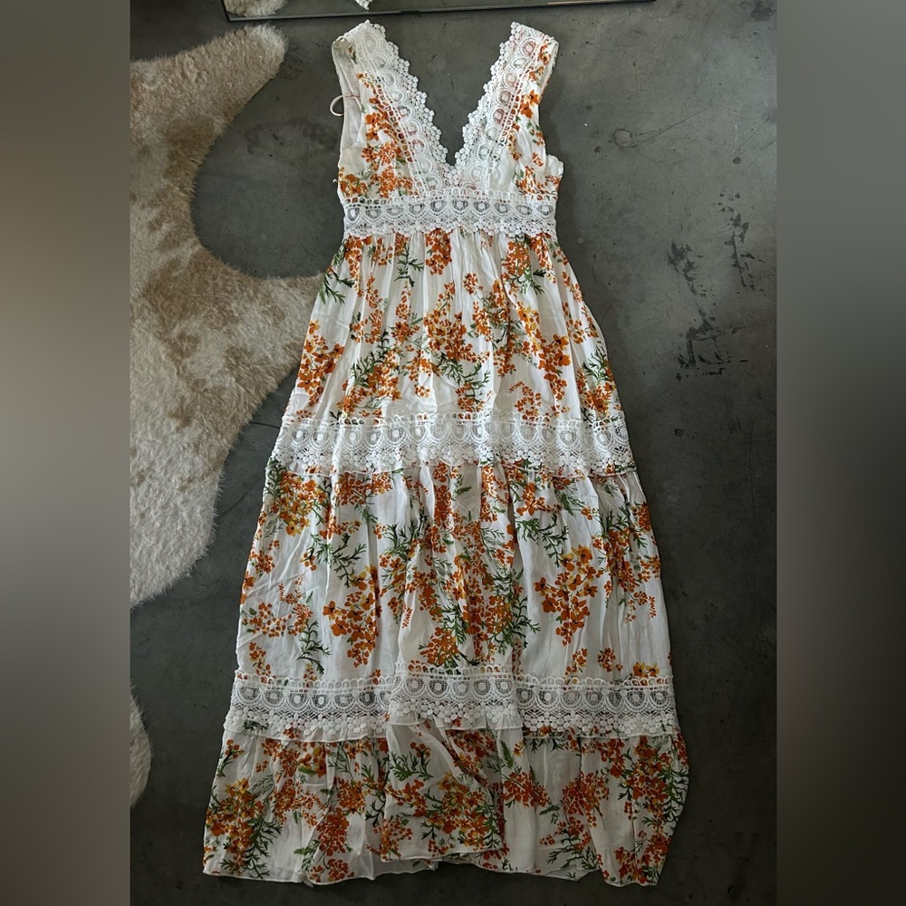 Here Comes the Sun orange green and white floral maxi dress with V cut, size XL